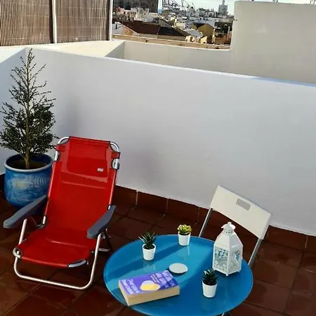 Penthouse With Solarium In The Center Of Malaga-atico Con Solarium En El Centro De * Málaga