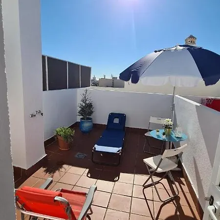 Penthouse With Solarium In The Center Of Malaga-atico Con Solarium En El Centro De Apartment