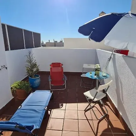 Apartment Penthouse With Solarium In The Center Of Malaga-atico Con Solarium En El Centro De Malaga