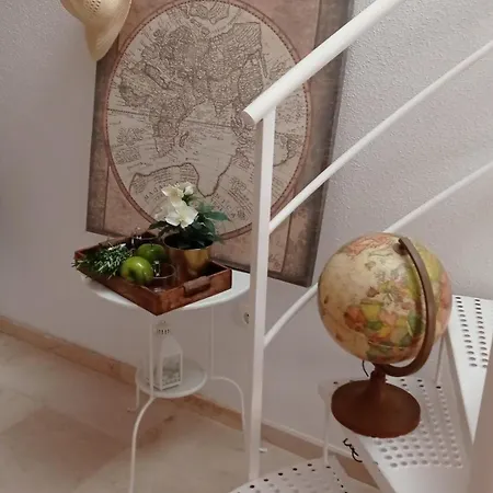 Penthouse With Solarium In The Center Of Malaga-atico Con Solarium En El Centro De Malaga